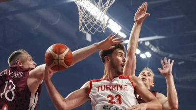 12 Dev Adam Sırbistan'a yenildi