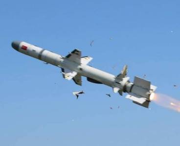 İlk milli Gemisavar Füzesi Atmaca'nın test atışı yapıldı