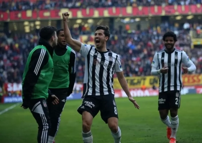 Beşiktaş Kayseri’de 2 golle kazandı