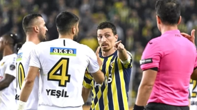 Fenerbahçe’den orta hakem ve VAR hakemine tepki!