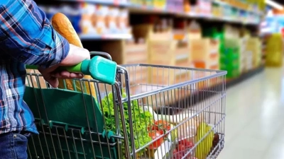 Rekabet Kurumu zincir market sahiplerinin savunmasını aldı!