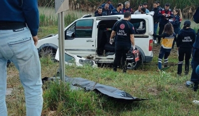 Sulama kanalına düşen araçtaki şoför öldü