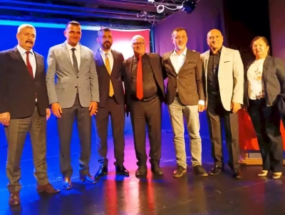 TÜRKAV'dan muhteşem konferans