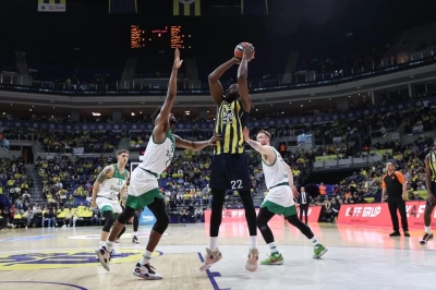 Fenerbahçe, Euroleague maçında Zalgiris Kaunas’ı mağlup etti