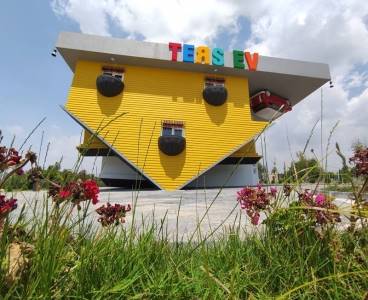 Adana'nın İlk Ters Evi Kapılarını Açtı