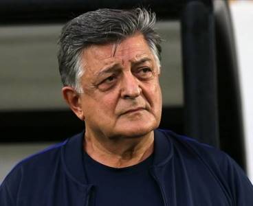 Yılmaz Vural Erzurumspor ile yollarını ayırdı