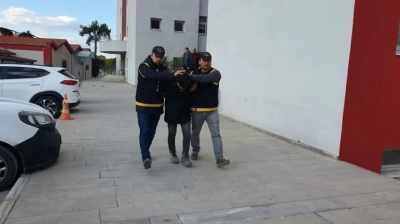Adana’da 32 enkaz hırsızı tutuklandı