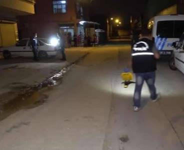 Adana'da iki grup arasında silahlı sopalı kavga: 2 yaralı