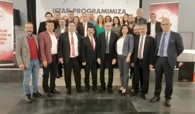 Adanalılar Derneği’nde iftar skandalı!