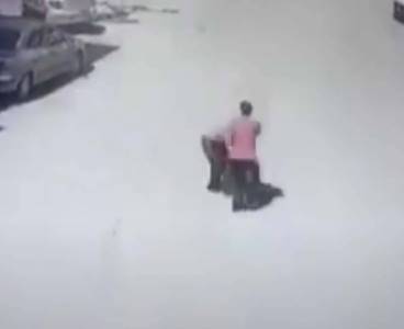 Adıyaman'da bir kişi akrabasını defalarca bıçaklayarak öldürdü