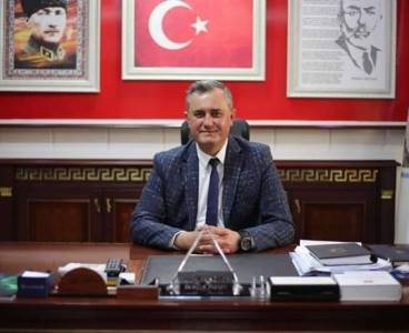 Düziçi Belediye Başkanı Alper Öner, AK Parti'ye geçti