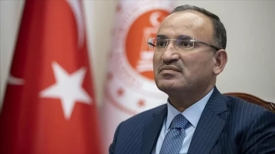 Bekir Bozdağ: Cumhurbaşkanı’nın seçime girmesinde engel yoktur