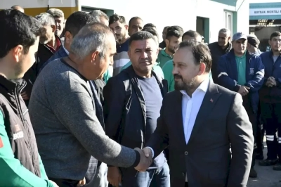 Başkan Uludağ 1 Mayıs İşçi Bayramında İşçilerle Kahvaltı Yaptı