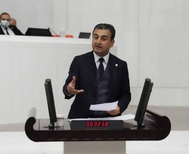 CHP'li Bulut: Sağlık emekçilerine ödenen nöbet ücretleri faiziyle isteniyor