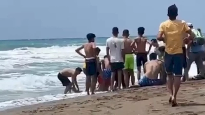 Çocuklarını kurtarmak isteyen baba hayatını kaybetti