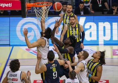 Basketbol derbisinde Fenerbahçe’den Beşiktaş’a 15 sayı fark