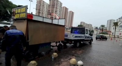 Gece dönercilerine zabıta operasyonu