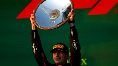 Avustralya Grand Prix’sini Max Verstappen kazandı