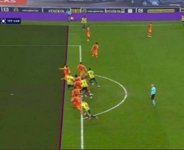 IFAB ofsayt kuralını yine değiştirdi