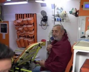 Yüreğir'de polis memuru bıçaklandı