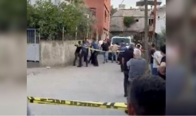 Boşanma aşamasındaki eşini öldürüp intihar etti