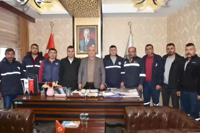 Özveriyle Çalışan Personele 1000'Er Tl İkramiye