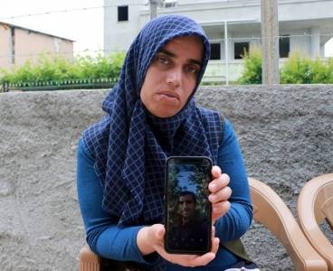 Adana’da bir kadın kayıp kocasını arıyor