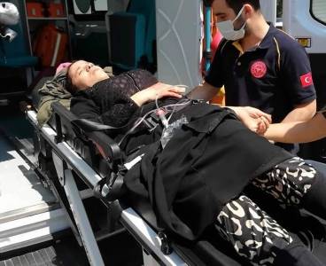 Suriye uyruklu koca, evi terk eden eşini darbetti