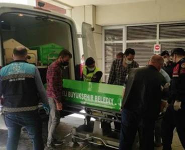 Kızlarına mesaj attığı için mahkemelik olduğu çifti, öldürdü