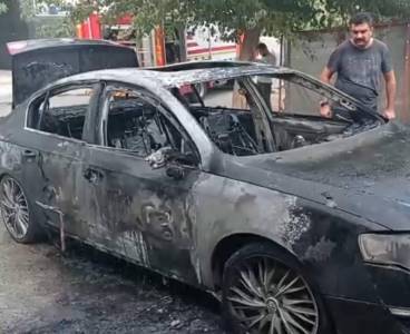 Kozan'da araç yangını