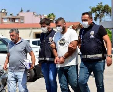 Telefonda tartışıp buluştuğu husumetlisi tarafından öldürüldü