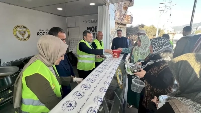 Başkan Kocaispir: Depremzedelerin Acılarını paylaştı