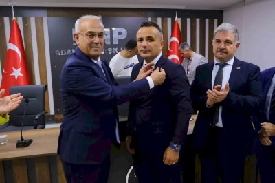 Zafer Partisi’nden istifa eden 87 kişi MHP’ye katıldı