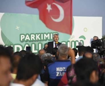 Şehit Süleyman Özcan Çocuk Parkı ve Spor Tesisi açıldı