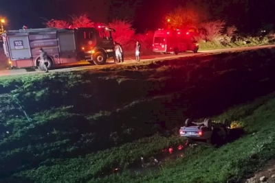 Kozan’da otomobil dere yatağına uçtu: 1 ölü